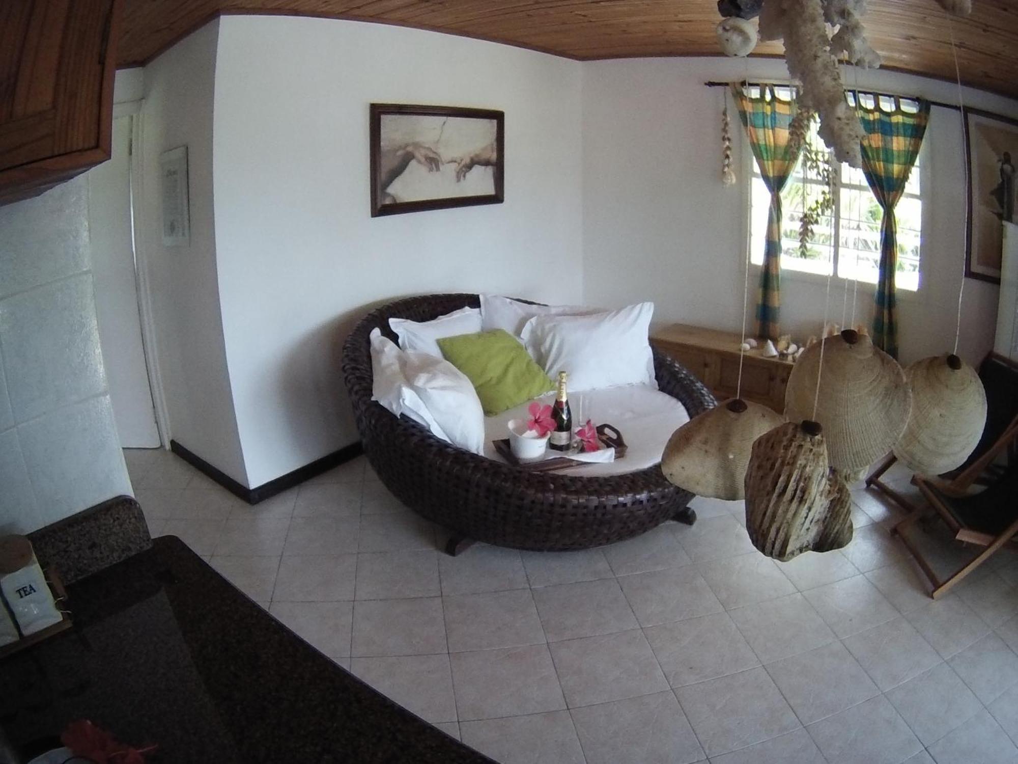 Kokogrove Chalets Anse Royale Habitación foto